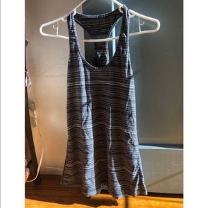 Lulu lemon stripped work out tank